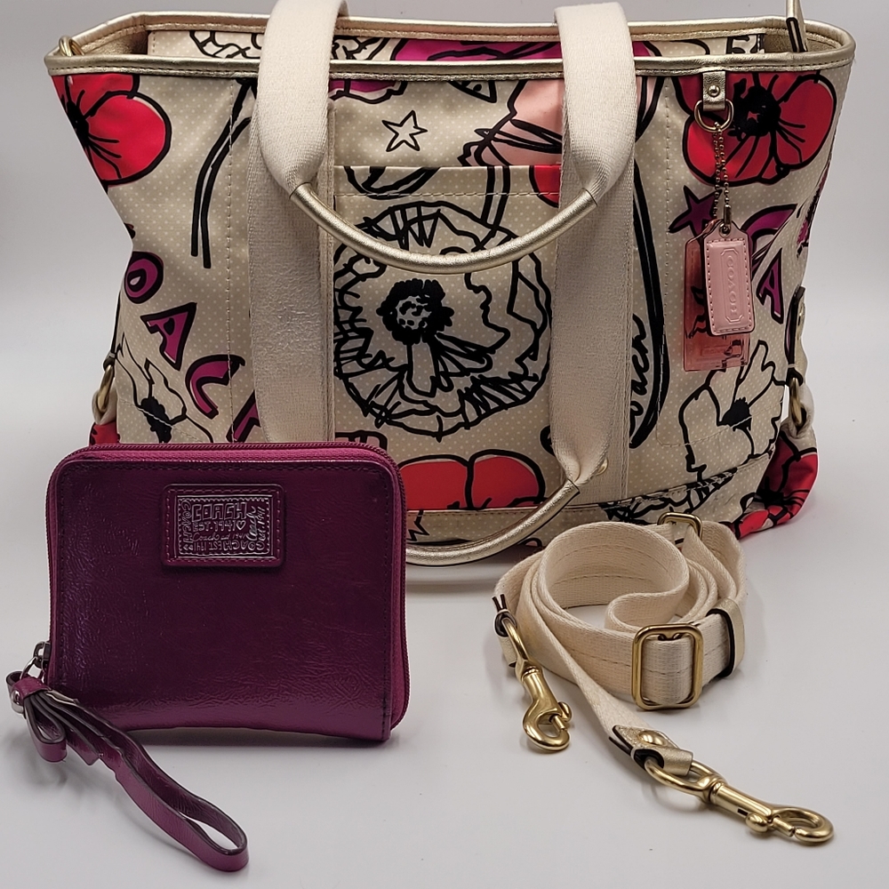 COACH Poppy Tote Bag With Coach Zippered Wallet Set